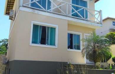 Imagem: A casa em condomínio possui 4 Dormitórios, 4 Banheiros, 2