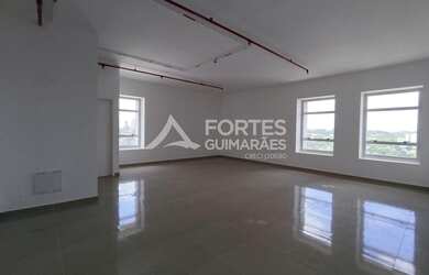 Imagem: O depósito possui 1 Vaga na garagem, 62m² de Área e está