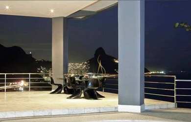 Imagem 5: Mansão paradisíaca com vista deslumbrante