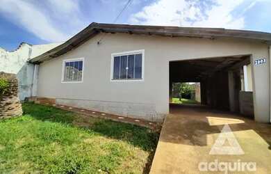 Imagem: A casa possui 2 Dormitórios, 1 Banheiro, 1 Vaga na garagem
