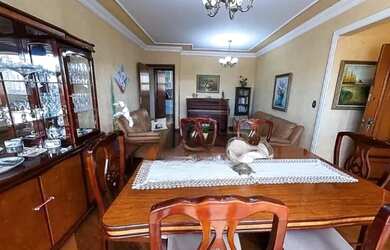 Imagem: O apartamento possui 3 Dormitórios, 2 Banheiros, 2 Vagas na