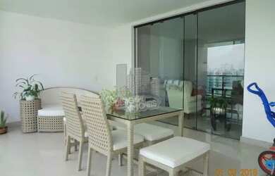 Imagem: O apartamento na cobertura possui 4 Dormitórios, 5 Banheiros