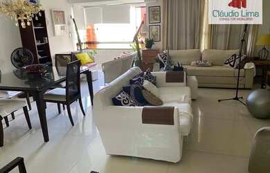 Imagem: O apartamento possui 3 Dormitórios, 3 Banheiros, 2 Vagas na