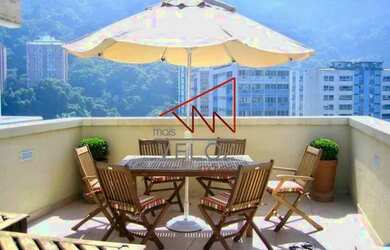 Imagem: O apartamento na cobertura possui 4 Dormitórios, 4 Banheiros