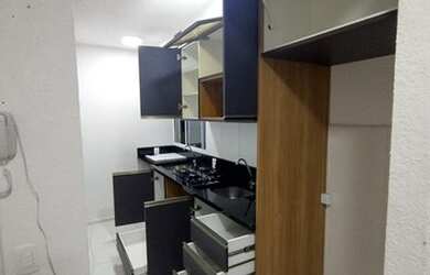 Imagem: O apartamento possui 2 Dormitórios, 1 Banheiro, 1 Vaga na garagem