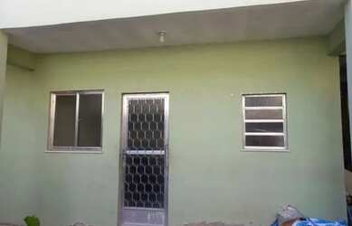 Imagem: A casa possui 1 Dormitório e 1 Banheiro e está localizado