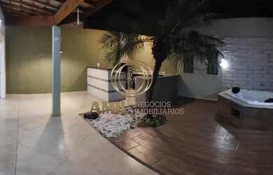 Imagem: A casa em condomínio possui 3 Dormitórios, 3 Banheiros, 2