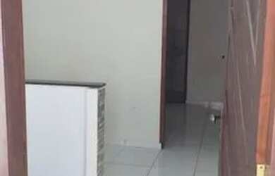 Imagem: A kitnet possui 1 Dormitório, 1 Banheiro e está localizado