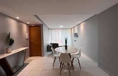 Imagem: O apartamento e possui 2 Dormitórios, Suítes, 2 Banheiros