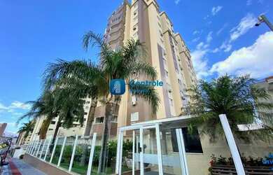 Imagem: O apartamento possui 2 Dormitórios, 2 Banheiros, 2 Vagas na