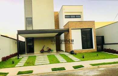 Imagem: A casa em condomínio possui 3 Dormitórios, 3 Banheiros, 4