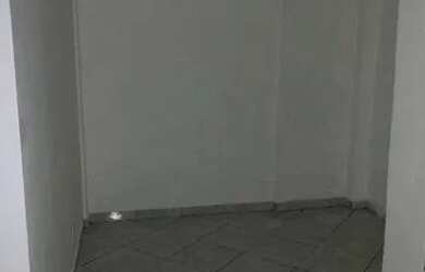 Imagem: A casa possui 1 Dormitório, 1 Banheiro, 30m² de Área e está