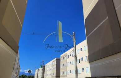 Imagem: A casa possui 2 Dormitórios, 1 Banheiro, 1 Vaga na garagem