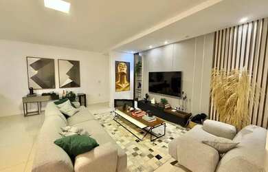 Imagem: O apartamento possui 4 Dormitórios, 5 Banheiros, 2 Vagas na