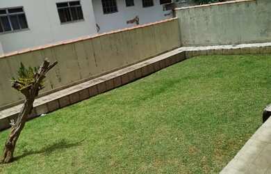 Imagem: A casa possui 3 Dormitórios, 3 Banheiros, 1 Vaga na garagem