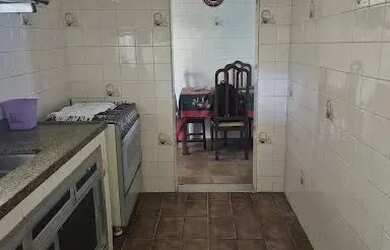 Imagem: A casa possui 2 Dormitórios, 2 Banheiros, 1 Vaga na garagem