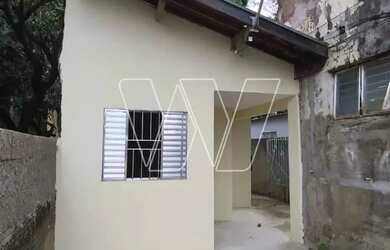 Imagem: A casa possui 1 Dormitório, 2 Banheiros, 50m² de Área e