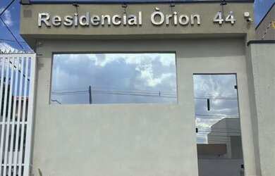 Imagem: O terreno possui 385m² de Área e está localizado em Guara