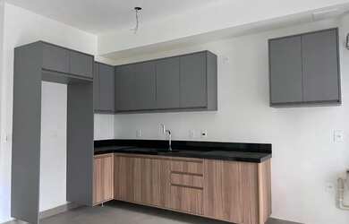 Imagem: O apartamento possui 3 Dormitórios, 2 Banheiros, 4 Vagas na