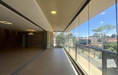 Imagem: O apartamento possui 3 Dormitórios, 4 Banheiros, 3 Vagas na