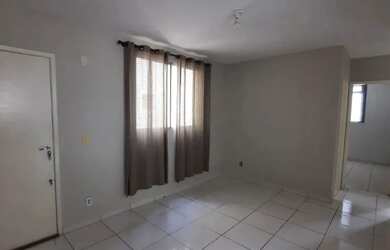 Imagem: O apartamento possui 3 Dormitórios, 1 Banheiro, 1 Vaga na garagem