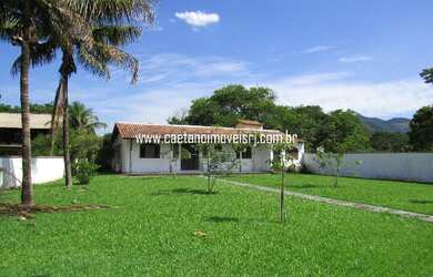 Imagem: A chácara possui 960m² de Área e está localizado em Papucaia