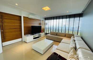 Imagem: O apartamento possui 3 Dormitórios, 5 Banheiros, 3 Vagas na