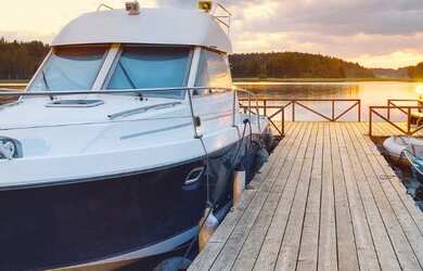 Imagem: O terreno possui 360m² de Área, Imóvel novo e está localizado