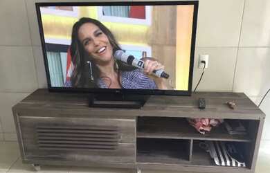 Imagem: O quarto possui Imóvel mobiliado e está localizado em Várzea