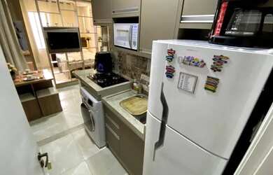 Imagem: A kitnet possui 1 Dormitório, 1 Banheiro, 1 Vaga na garagem