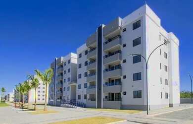 Imagem: O apartamento possui 2 Dormitórios, 1 Banheiro, 1 Vaga na garagem