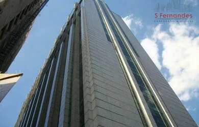 Imagem: O depósito possui 1 Vaga na garagem, 33m² de Área e está