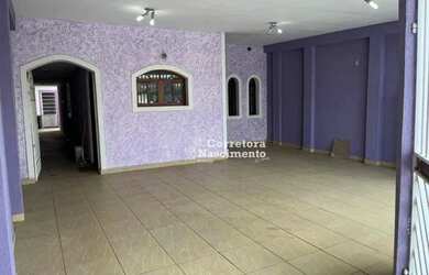 Imagem: A casa possui 3 Dormitórios, 3 Banheiros, 140m² de Área e