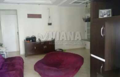 Imagem: O apartamento possui 3 Dormitórios, 1 Banheiro, 2 Vagas na