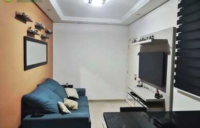 Imagem: O apartamento possui 2 Dormitórios, 1 Banheiro, 1 Vaga na garagem