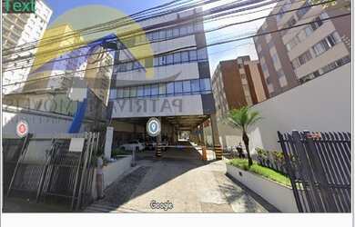 Imagem: O depósito possui 5 Vagas na garagem, 4.042m² de Área e