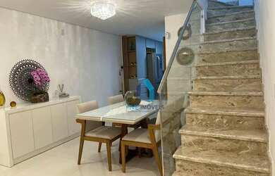 Imagem: A casa à venda possui 3 Dormitórios, 4 Banheiros, 2 Vagas