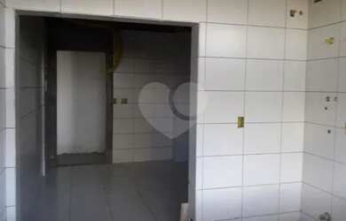 Imagem: O apartamento possui 3 Dormitórios, 4 Banheiros, 2 Vagas na