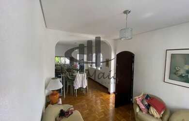 Imagem: A casa possui 2 Dormitórios, 2 Banheiros, 3 Vagas na garagem