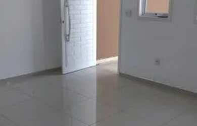 Imagem: A casa em condomínio possui 3 Dormitórios, 3 Banheiros, 2