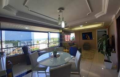 Imagem: O apartamento possui 3 Dormitórios, 1 Banheiro, 1 Vaga na garagem