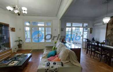 Imagem: O apartamento possui 3 Dormitórios, 3 Banheiros, 159m² de