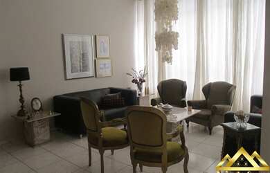 Imagem: O apartamento possui 4 Dormitórios, 5 Banheiros, 2 Vagas na