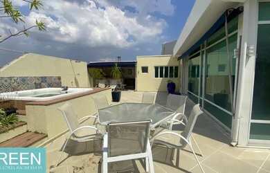 Imagem: O apartamento na cobertura possui 4 Dormitórios, 5 Banheiros