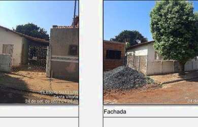 Imagem: A casa possui 2 Dormitórios, 1 Banheiro, 1 Vaga na garagem