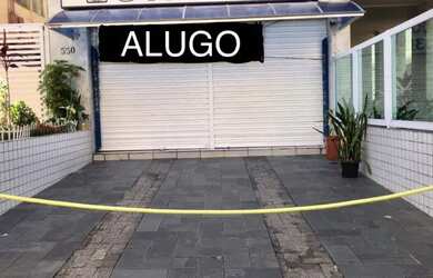 Imagem: O depósito possui 2 Vagas na garagem, 86m² de Área e está