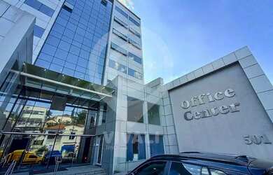 Imagem: O depósito possui 2 Vagas na garagem, 54m² de Área e está