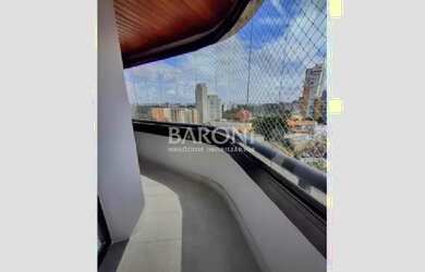 Imagem 3: Apartamento à venda na Vila Mariana, reformado, 110 m², 3 quartos sendo 1 suíte, 3 vagas