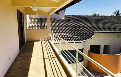 Imagem: A casa em condomínio possui 4 Dormitórios, 5 Banheiros, 4