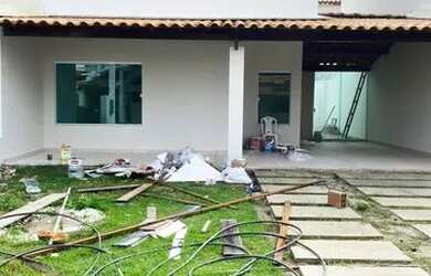 Imagem: A casa em condomínio possui 3 Dormitórios, 1 Banheiro, 3 Vagas